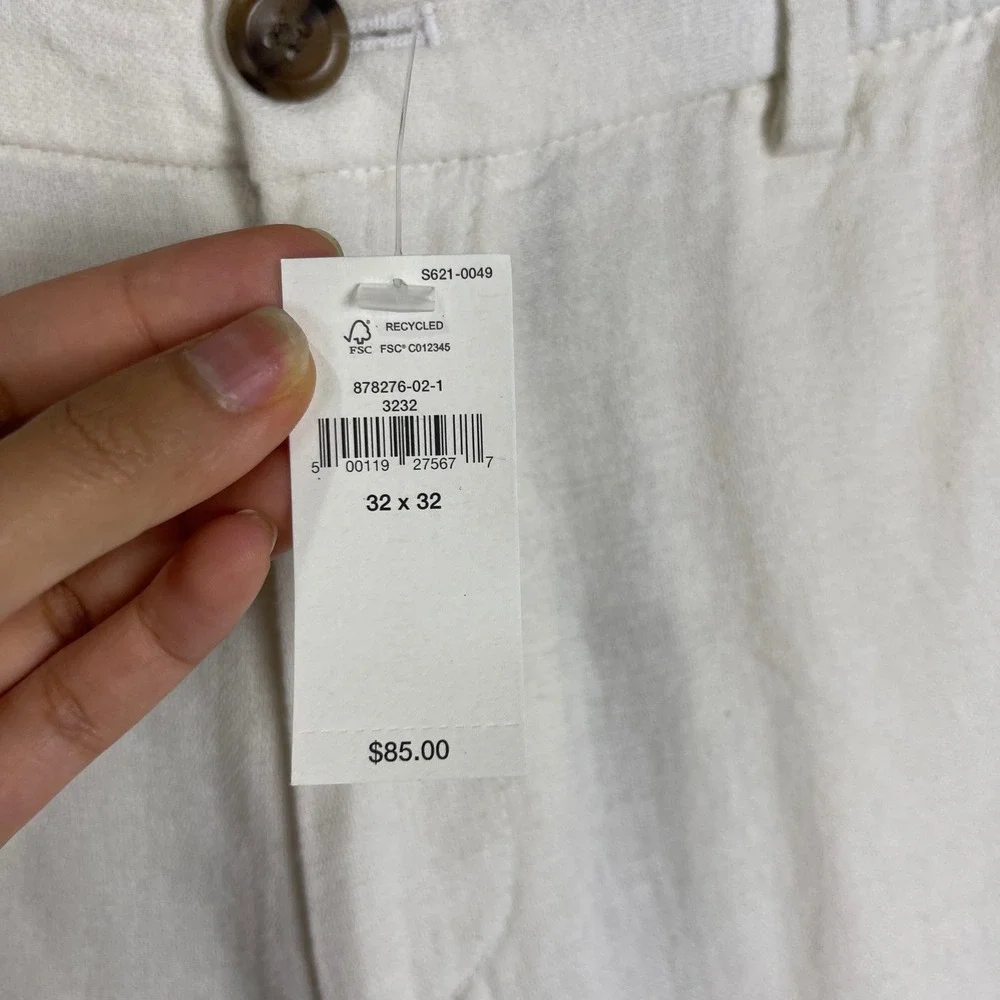 Banana Republic item comes